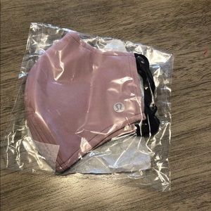 Lululemon Double Strap Face Mask